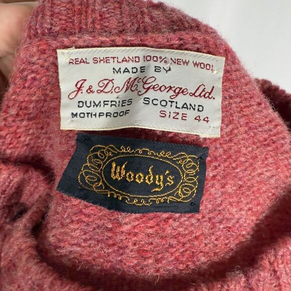 Vintage Scottish Wool Coral Knit Crew Sweater - Men’s 44/XL - Picture 6 of 6